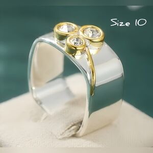Unique two tone square ring with CZ's, Szs. 8 & 10